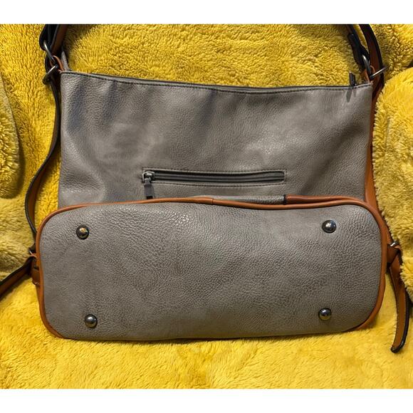 Kathy Ireland Large Bucket Style Hand Bag adjustable Shoulder Strap backpack - Picture 3 of 10